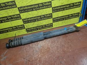 Gebruikte Schokdemper set Dacia Sandero II 0.9 TCE 12V Prijs € 50,00 Margeregeling aangeboden door de Nollen autorecycling