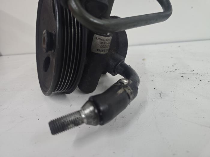Gebruikte Stuurpomp Volvo V40 (VW) 2.0 16V Prijs € 40,00 Margeregeling aangeboden door autodemontage denollen