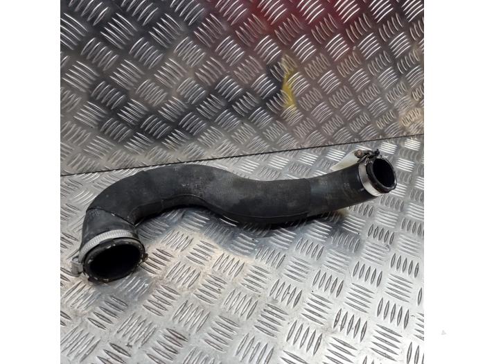 Gebruikte Intercooler Slang Audi A4 (B8) 1.8 TFSI 16V Prijs € 19,95 Margeregeling aangeboden door autodemontage denollen
