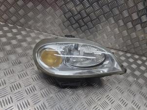 Gebruikte Koplamp rechts Citroen Saxo 1.1i X,SX Prijs € 30,00 Margeregeling aangeboden door de Nollen autorecycling