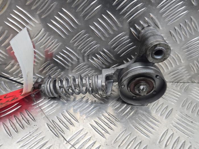 Gebruikte Spanner multiriem Opel Corsa C (F08/68) 1.2 16V Prijs € 25,00 Margeregeling aangeboden door autodemontage denollen