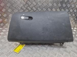 Gebruikte Dashboardkastje Mercedes Vito (447.6) 1.6 109 CDI 16V Prijs € 50,00 Margeregeling aangeboden door de Nollen autorecycling