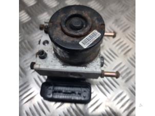 Gebruikte ABS Pomp Daihatsu Sirion 2 (M3) 1.3 16V DVVT Prijs € 65,00 Margeregeling aangeboden door de Nollen autorecycling