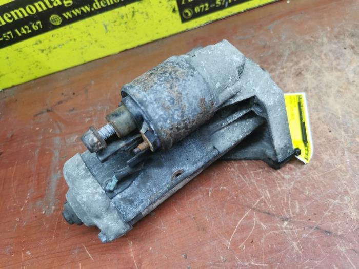 Startmotor van een Mercedes-Benz Vito (447.6) 1.6 109 CDI 16V 2017