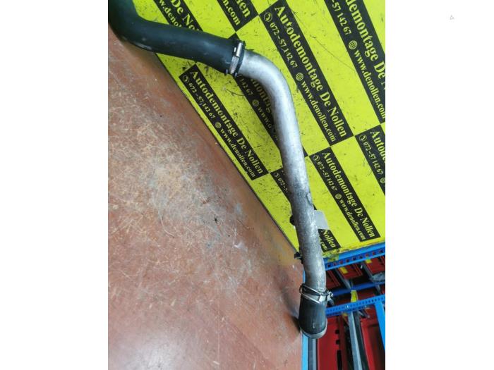 Intercooler Buis van een Volkswagen Touareg (7LA/7L6) 3.0 TDI V6 24V 2008