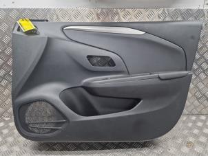 Gebruikte Portierbekleding 4Deurs rechts-voor Opel Corsa F (UB/UH/UP) 1.2 12V 75 Prijs € 60,00 Margeregeling aangeboden door de Nollen autorecycling