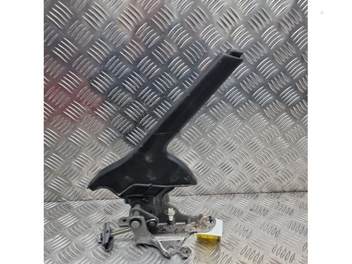 Gebruikte Handrem Mechaniek Opel Corsa F (UB/UH/UP) 1.2 12V 75 Prijs € 49,95 Margeregeling aangeboden door autodemontage denollen
