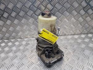 Gebruikte Servopomp Renault Trafic (1FL/2FL/3FL/4FL) 1.6 dCi 90 Prijs € 275,00 Margeregeling aangeboden door de Nollen autorecycling