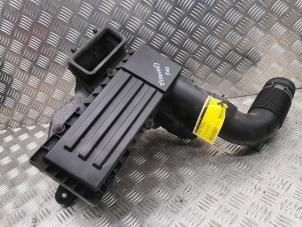 Gebruikte Luchtfilterhuis Volkswagen Golf V (1K1) 1.4 GT 16V Prijs € 39,95 Margeregeling aangeboden door de Nollen autorecycling