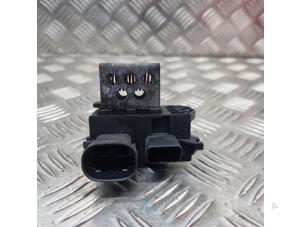 Gebruikte Kachel Weerstand Peugeot Expert (V1/VA/VB/VE/VF/VT/VY) 1.6 Blue HDi 95 16V Prijs € 42,35 Inclusief btw aangeboden door de Nollen autorecycling