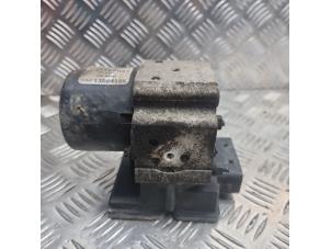 Gebruikte ABS Pomp Opel Vivaro 1.9 DI Prijs € 75,00 Margeregeling aangeboden door de Nollen autorecycling