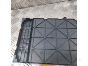 Gebruikte Bodycontrol Module Peugeot 207/207+ (WA/WC/WM) 1.4 16V VTi Prijs € 75,00 Margeregeling aangeboden door de Nollen autorecycling