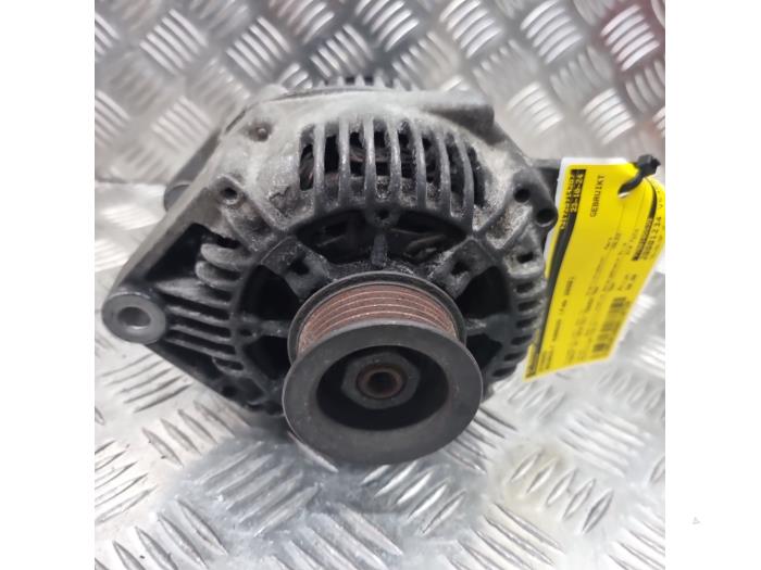 Gebruikte Dynamo Renault Kangoo (KC) 1.9 D 55 Prijs € 50,00 Margeregeling aangeboden door autodemontage denollen