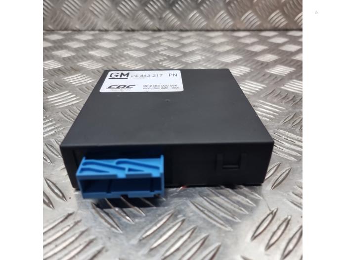 Computer Body Control van een Opel Vectra C GTS 2.8 V6 Turbo 24V 2005