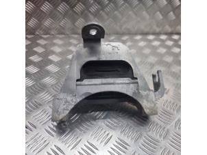 Gebruikte Motorrubber Opel Astra J (PC6/PD6/PE6/PF6) 2.0 CDTI 16V 160 Ecotec Prijs € 30,00 Margeregeling aangeboden door de Nollen autorecycling