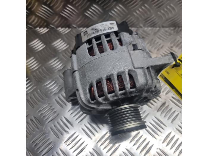 Dynamo van een Opel Astra J (PC6/PD6/PE6/PF6) 2.0 CDTI 16V 160 Ecotec 2015