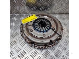 Gebruikte Koppelingsset (compleet) Opel Astra J (PC6/PD6/PE6/PF6) 2.0 CDTI 16V 160 Ecotec Prijs op aanvraag aangeboden door de Nollen autorecycling