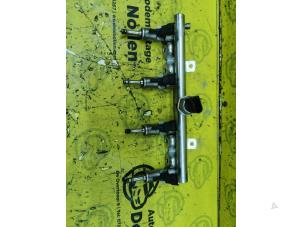 Gebruikte Injector (benzine injectie) BMW 1 serie (F20) 116i 1.6 16V Prijs € 150,00 Margeregeling aangeboden door de Nollen autorecycling