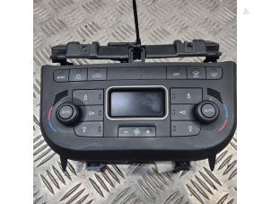 Gebruikte Climatronic Paneel Alfa Romeo MiTo (955) 1.4 Turbo Multi Air 16V Quadrifoglio Verde Prijs € 49,95 Margeregeling aangeboden door de Nollen autorecycling