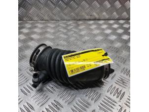 Gebruikte Luchtinlaat slang Ford Ka+ 1.2 Prijs € 20,00 Margeregeling aangeboden door de Nollen autorecycling