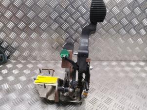 Gebruikte Pedalen Set Peugeot 208 I (CA/CC/CK/CL) 1.0 Vti 12V PureTech Prijs € 75,00 Margeregeling aangeboden door de Nollen autorecycling