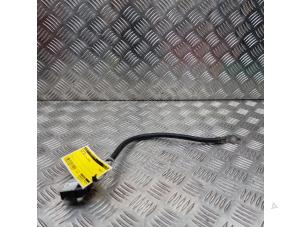 Gebruikte Accupool Ford Kuga II (DM2) 1.5 EcoBoost 16V 120 Prijs € 25,00 Margeregeling aangeboden door de Nollen autorecycling