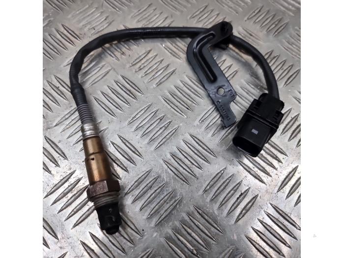 Lambda Sonde van een Opel Astra J (PC6/PD6/PE6/PF6) 2.0 CDTI 16V 160 Ecotec 2015