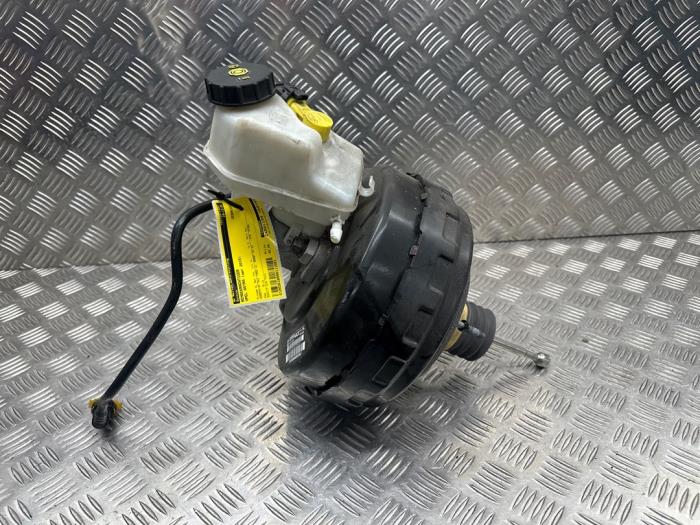 Gebruikte Rembekrachtiger Opel Astra J (PC6/PD6/PE6/PF6) 2.0 CDTI 16V 160 Ecotec Prijs € 65,00 Margeregeling aangeboden door autodemontage denollen