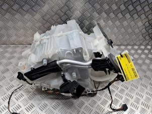 Gebruikte Chaufagebak Peugeot 208 I (CA/CC/CK/CL) 1.0 Vti 12V PureTech Prijs € 200,00 Margeregeling aangeboden door de Nollen autorecycling