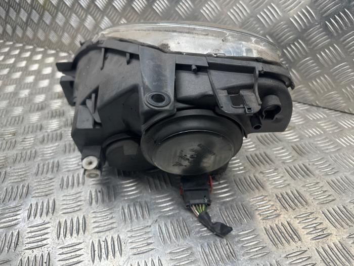 Koplamp rechts van een Citroën Xsara (N1) 1.6 16V 2003