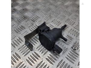 Gebruikte Vacuumpomp (Benzine) Mercedes A (W176) 2.0 A-250 Turbo 16V Prijs € 39,95 Margeregeling aangeboden door de Nollen autorecycling