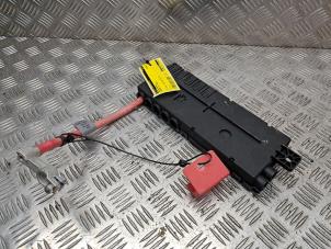 Gebruikte Zekeringkast Jaguar XE 2.0 D E-Performance 16V Prijs € 49,95 Margeregeling aangeboden door de Nollen autorecycling