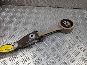 Gebruikte Versnellingsbak Steun Seat Ibiza IV (6J5) 1.2 12V Prijs € 25,00 Margeregeling aangeboden door de Nollen autorecycling