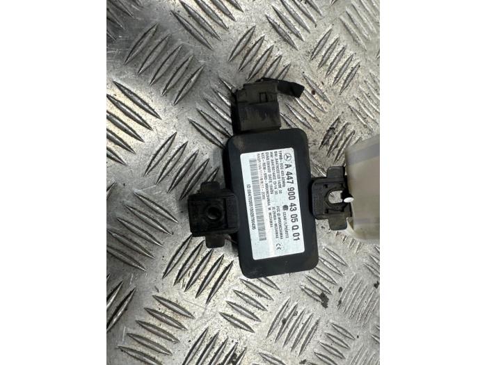 Gebruikte Snelheid Sensor Mercedes Vito (447.6) 1.6 109 CDI 16V Prijs € 39,95 Margeregeling aangeboden door autodemontage denollen