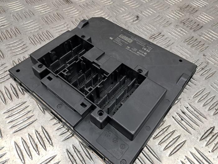 Computer Body Control van een Volkswagen Golf VII (AUA) 2.0 GTI 16V Performance Package 2018