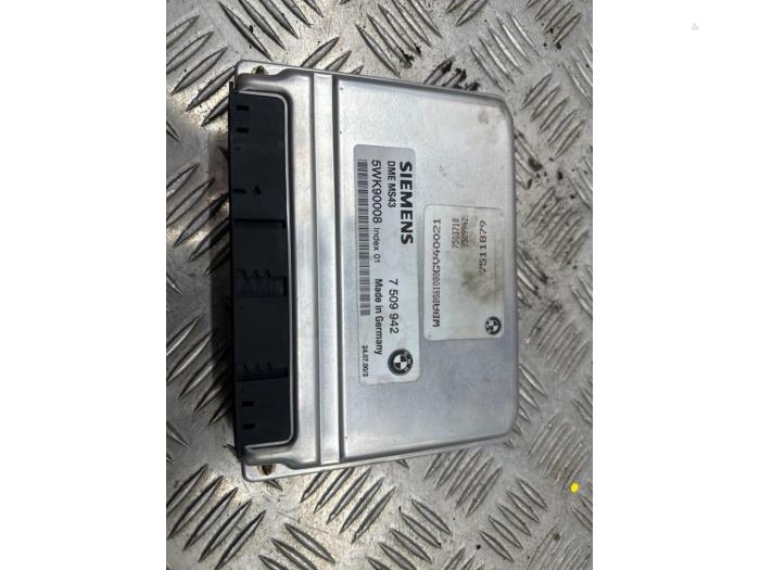 Gebruikte Computer Motormanagement BMW 5 serie Touring (E39) 530i 24V Prijs € 100,00 Margeregeling aangeboden door autodemontage denollen