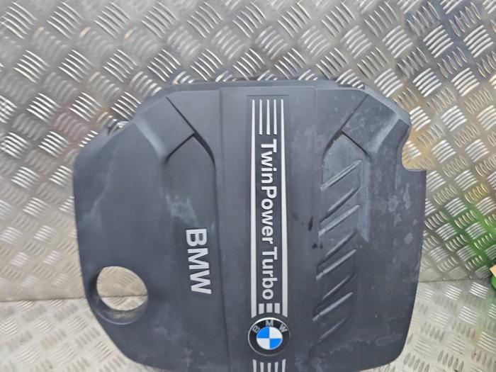 Afdekplaat motor van een BMW 3 serie Touring (F31) 318d 2.0 16V 2014