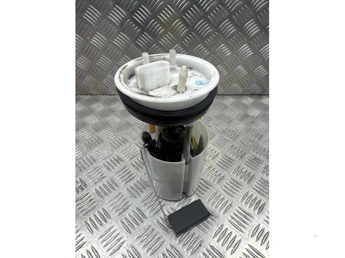 Gebruikte Brandstofpomp Elektrisch Seat Ibiza IV (6J5) 1.4 16V Prijs € 49,95 Margeregeling aangeboden door autodemontage denollen