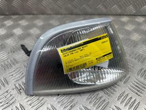 Gebruikte Clignoteur rechts Volvo V40 (VW) 1.8 16V Prijs € 15,00 Margeregeling aangeboden door de Nollen autorecycling