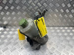 Gebruikte Servopomp Volkswagen Polo IV (9N1/2/3) 1.2 12V Prijs € 100,00 Margeregeling aangeboden door de Nollen autorecycling