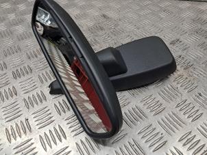 Gebruikte Spiegel binnen Ford Fiesta 6 (JA8) 1.25 16V Prijs € 19,95 Margeregeling aangeboden door de Nollen autorecycling