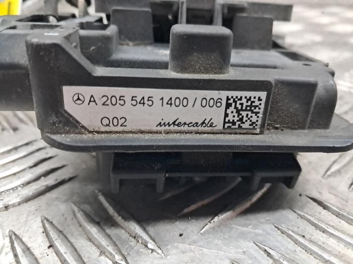 Stroomverdeler van een Mercedes-Benz C (W205) C-220 2.2 CDI BlueTEC, C-220 d 16V 2015