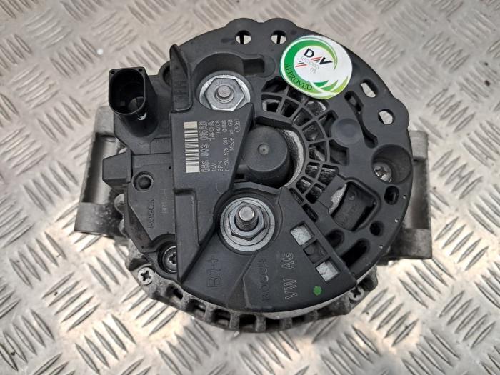 Gebruikte Dynamo Audi A4 (B6) 2.0 20V Prijs € 50,00 Margeregeling aangeboden door autodemontage denollen