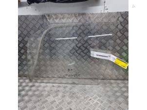 Gebruikte Portierruit 2Deurs rechts Mercedes Sprinter 3,5t (906.63) 313 CDI 16V Prijs € 40,00 Margeregeling aangeboden door de Nollen autorecycling