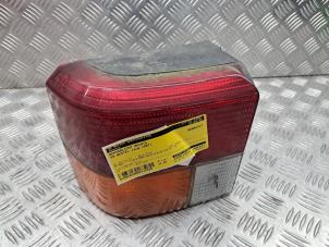 Gebruikte Achterlicht rechts Volkswagen Transporter/Caravelle T4 2.5 TDI Prijs € 35,00 Margeregeling aangeboden door de Nollen autorecycling