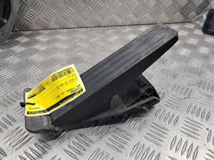 Gebruikte Gaspedaal BMW 7 serie (F01/02/03/04) 740d 24V Prijs € 29,95 Margeregeling aangeboden door de Nollen autorecycling