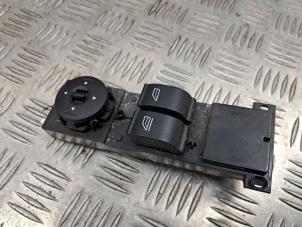 Gebruikte Raam schakelaar elektrisch Ford Focus C-Max 1.8 16V Prijs € 24,95 Margeregeling aangeboden door de Nollen autorecycling