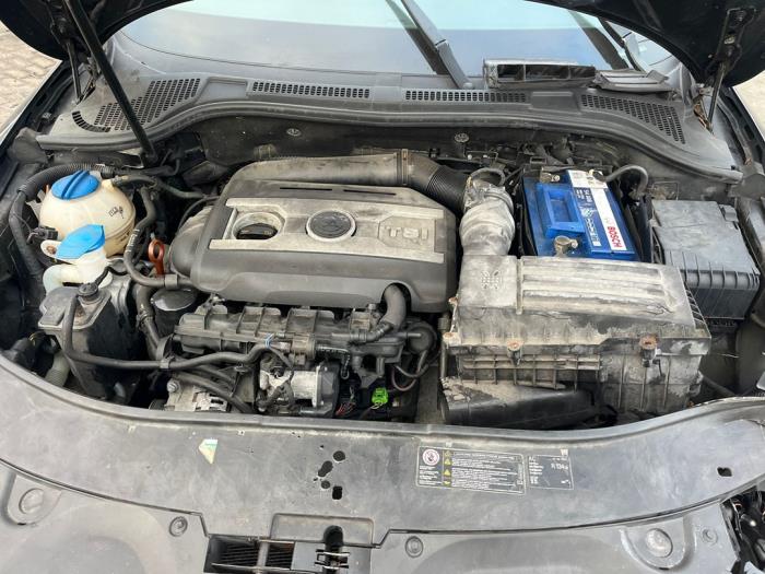 Gebruikte Versnellingsbak Skoda Superb Combi (3TAC/TAF) 1.8 TSI 16V Prijs € 375,00 Margeregeling aangeboden door autodemontage denollen