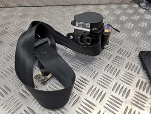 Gebruikte Veiligheidsgordel rechts-voor Seat Altea (5P1) 2.0 FSI 16V Prijs € 65,00 Margeregeling aangeboden door de Nollen autorecycling