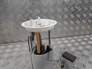 Gebruikte Tank element Pomp Volkswagen Golf VI (5K1) 1.4 16V Prijs € 49,95 Margeregeling aangeboden door de Nollen autorecycling